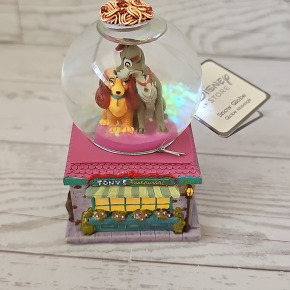 Disney Store Lady and the Tramp Snow Globe Tony’s Restaurant NEW Tag No Box